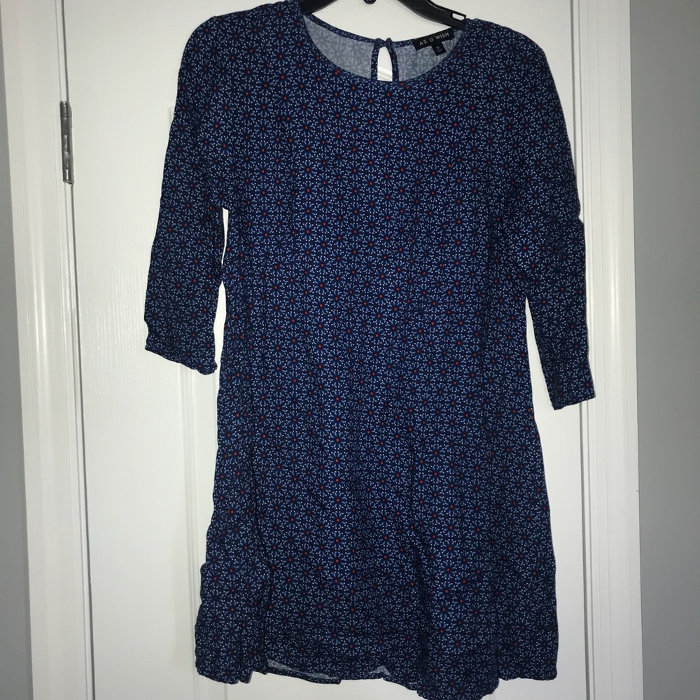 blue/ navy blue ish 3/4 sleeve dress